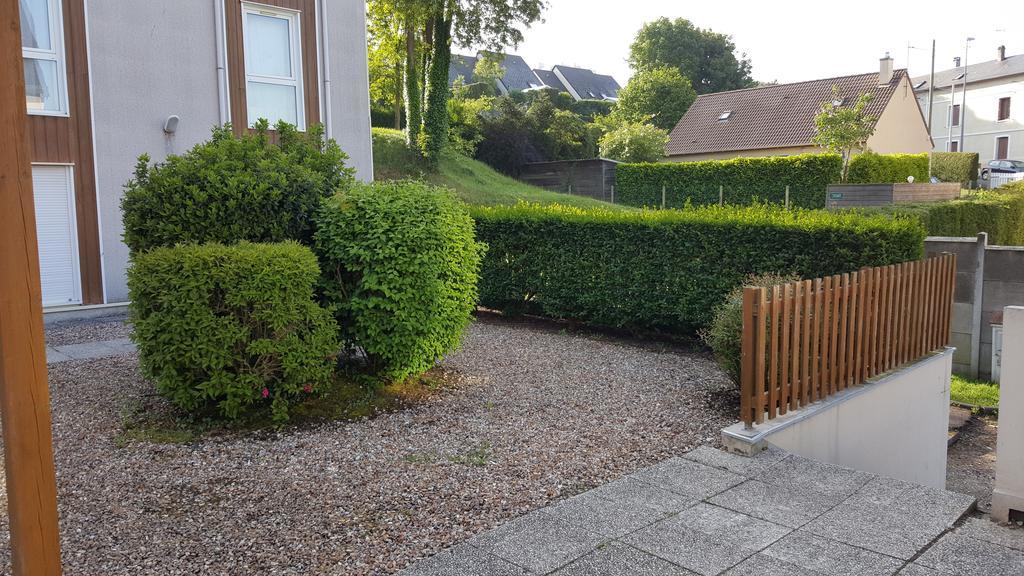 Studio Au Calme Lägenhet Deville-les-Rouen Rum bild